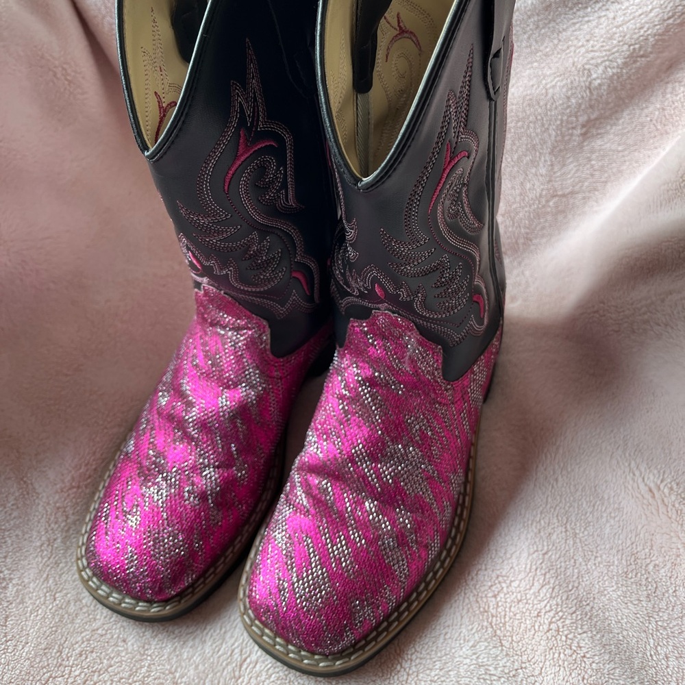Old West, Childrenn’s Broad Squarer Toe Vintage Crackle Western Boot